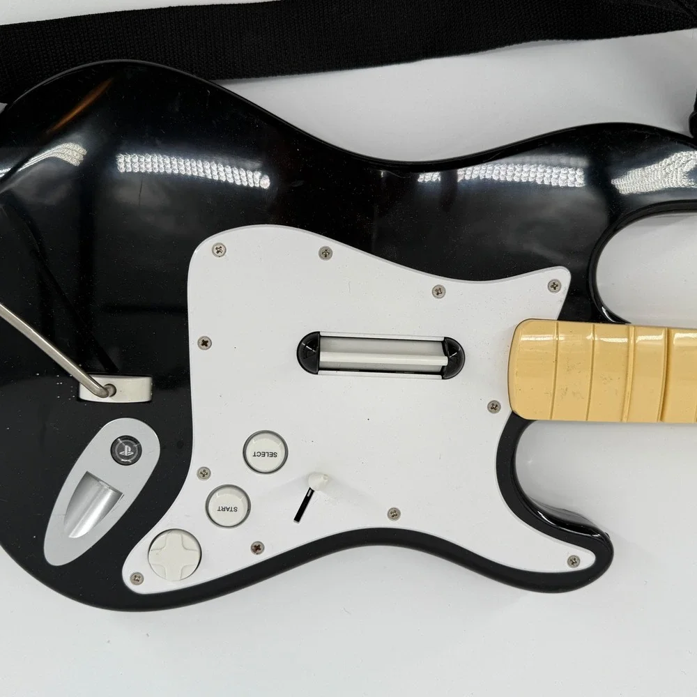 Fender Stratocaster Guitar Hero Wireless Controller Playstation‎ NO dongle